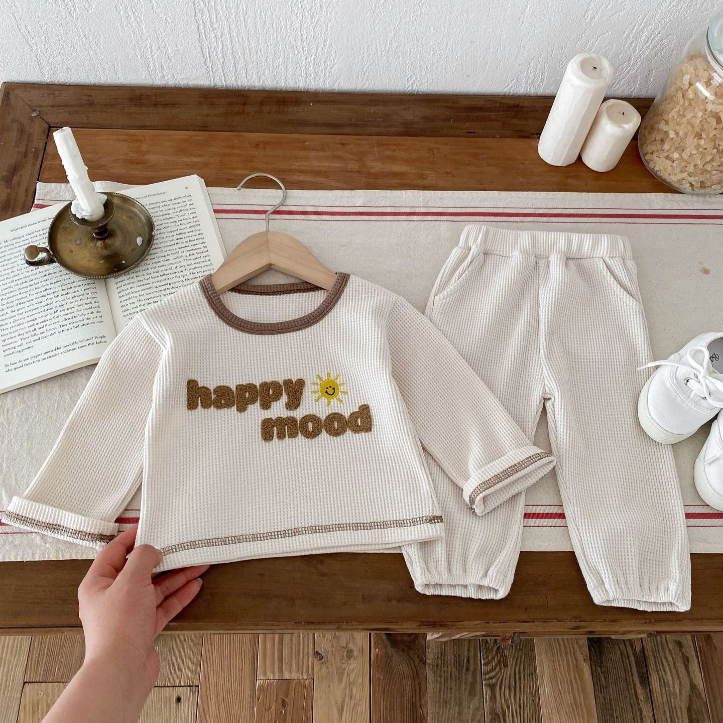 HAPPY MOOD Baby 2-Piece Embroidery Waffle Set