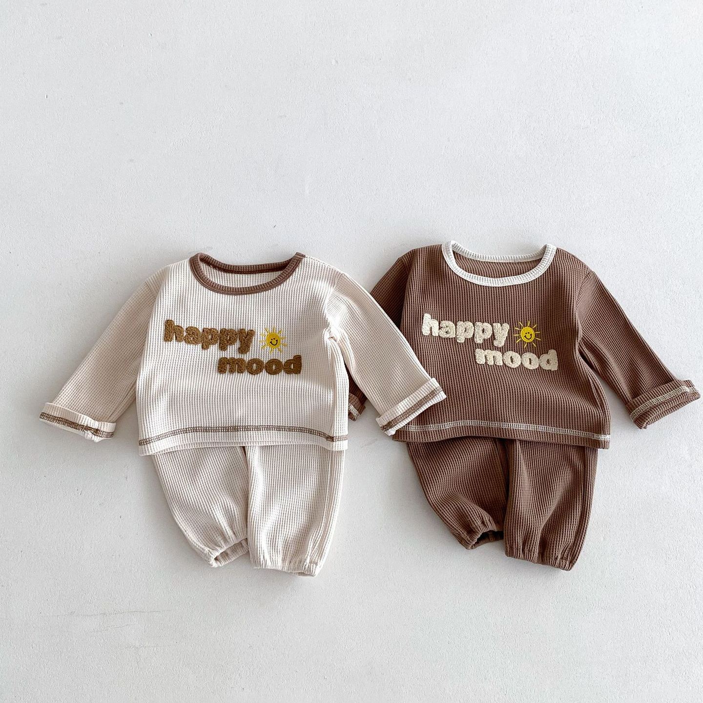 HAPPY MOOD Baby 2-Piece Embroidery Waffle Set