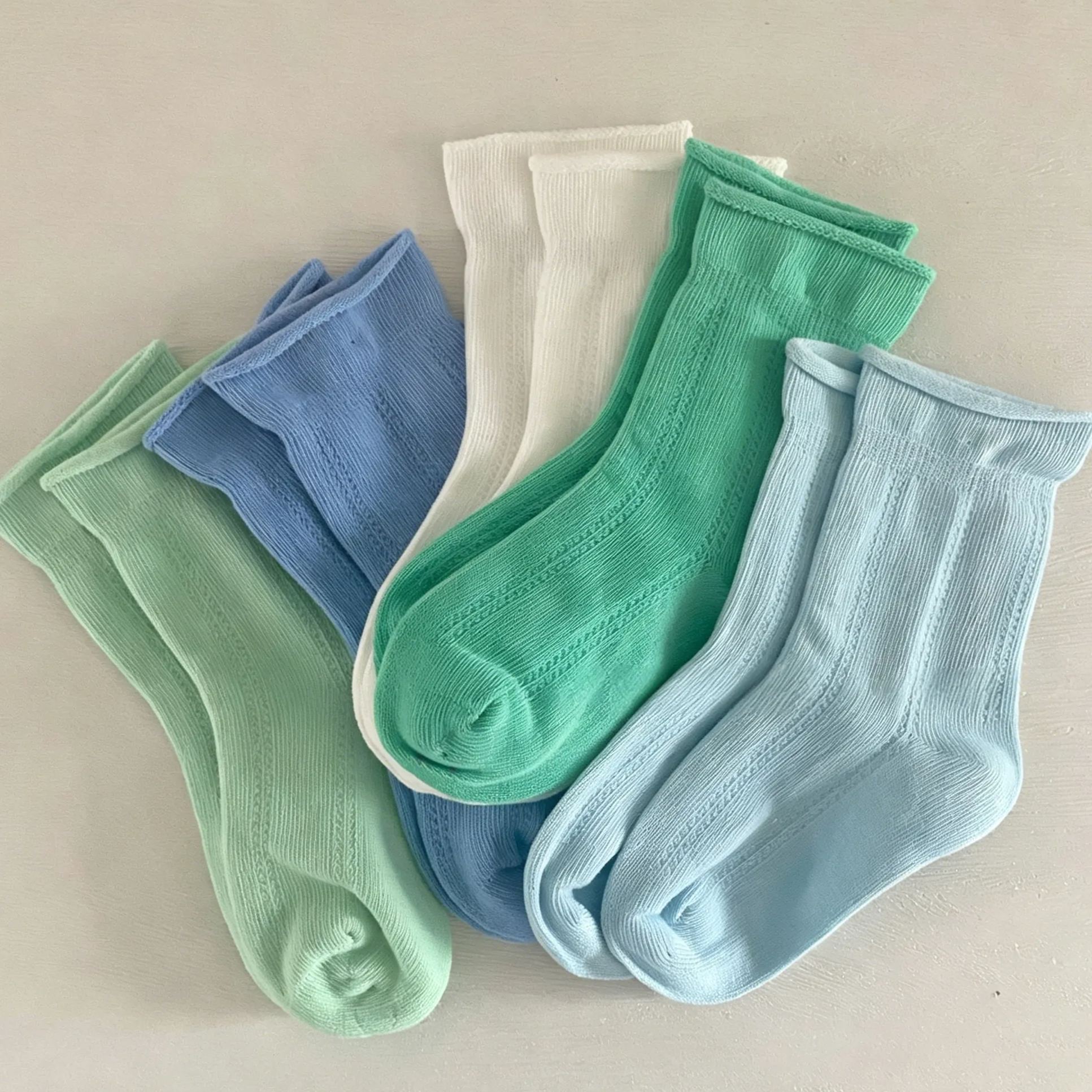 Kids Vertical Stripes Rolled-up Socks