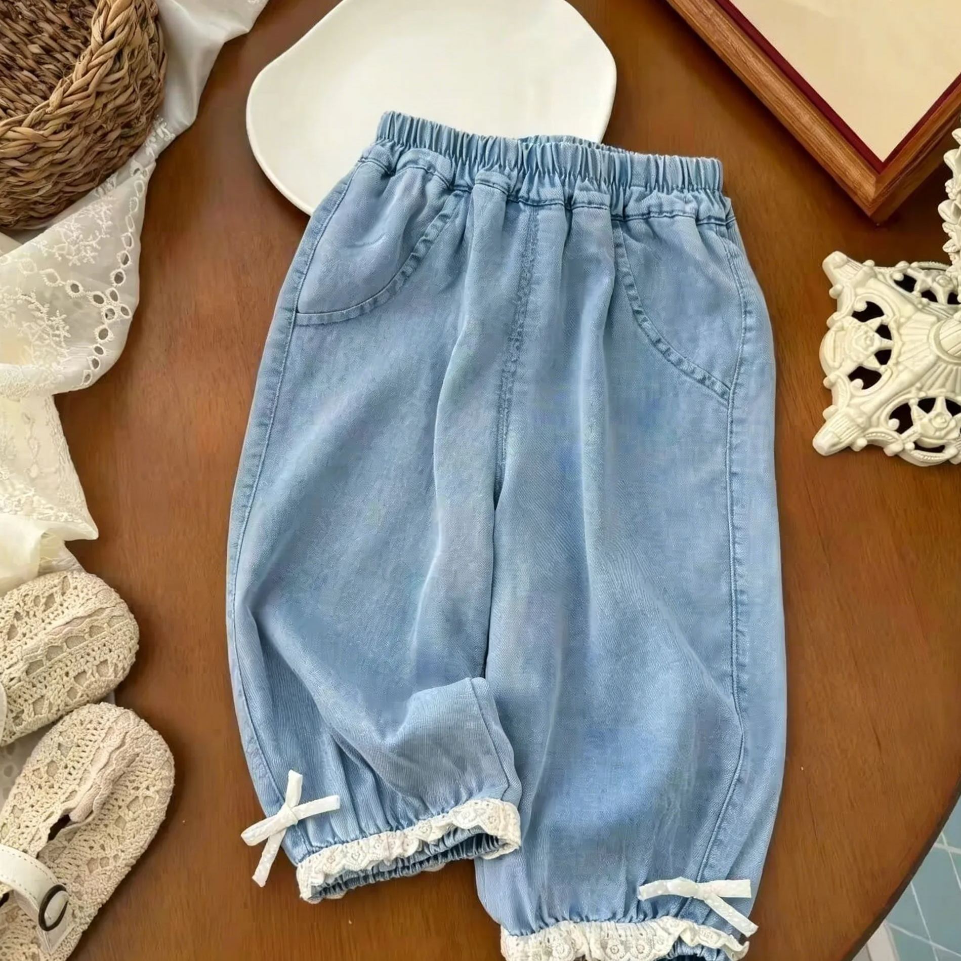 Kids Lace-Trimmed Bow Lantern Jeans