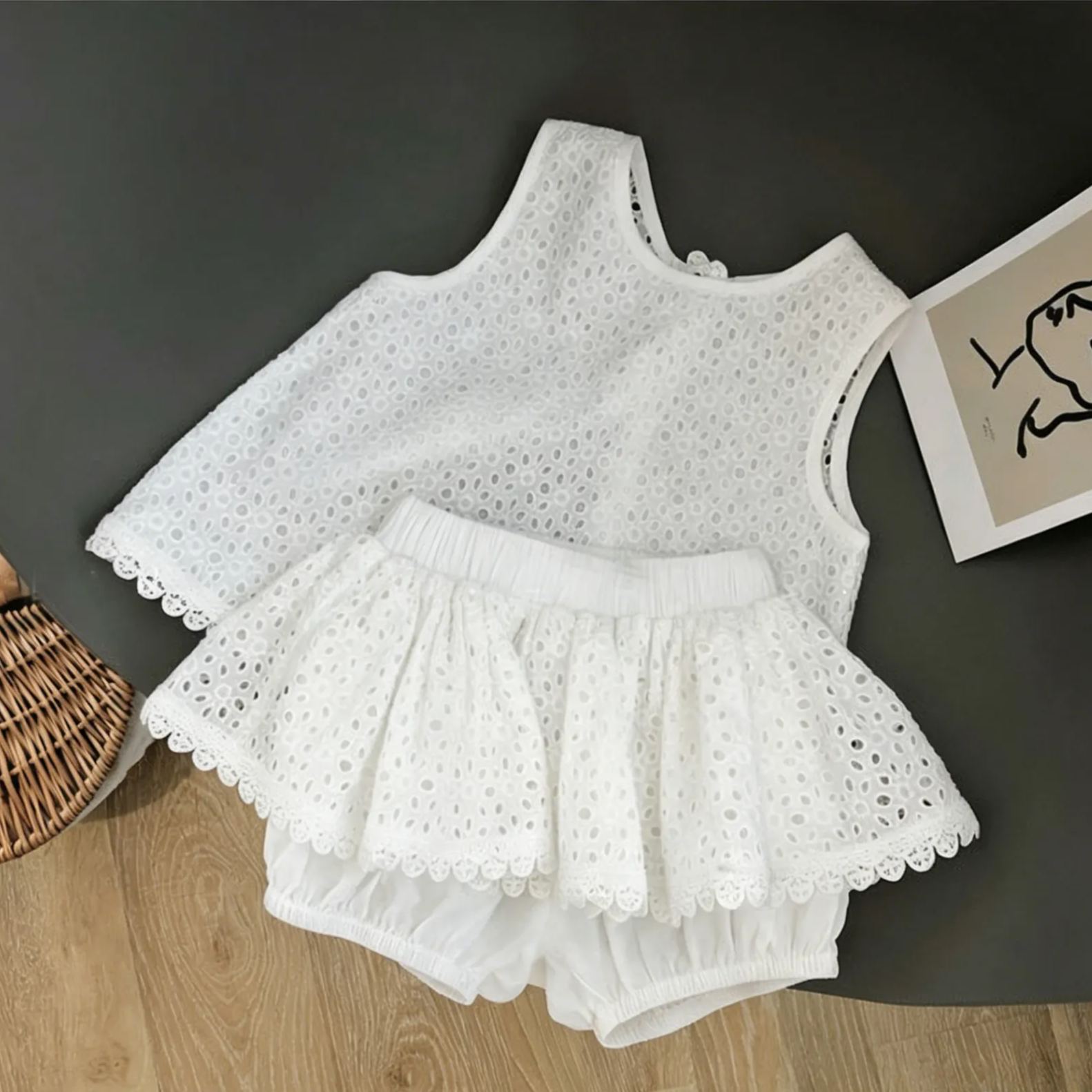 Kids Hollow Out Open Back Vest 2-Piece Set