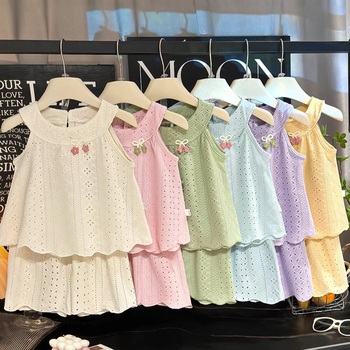 Kids Hollow Out Bow Vest Lace Top and Shorts Set