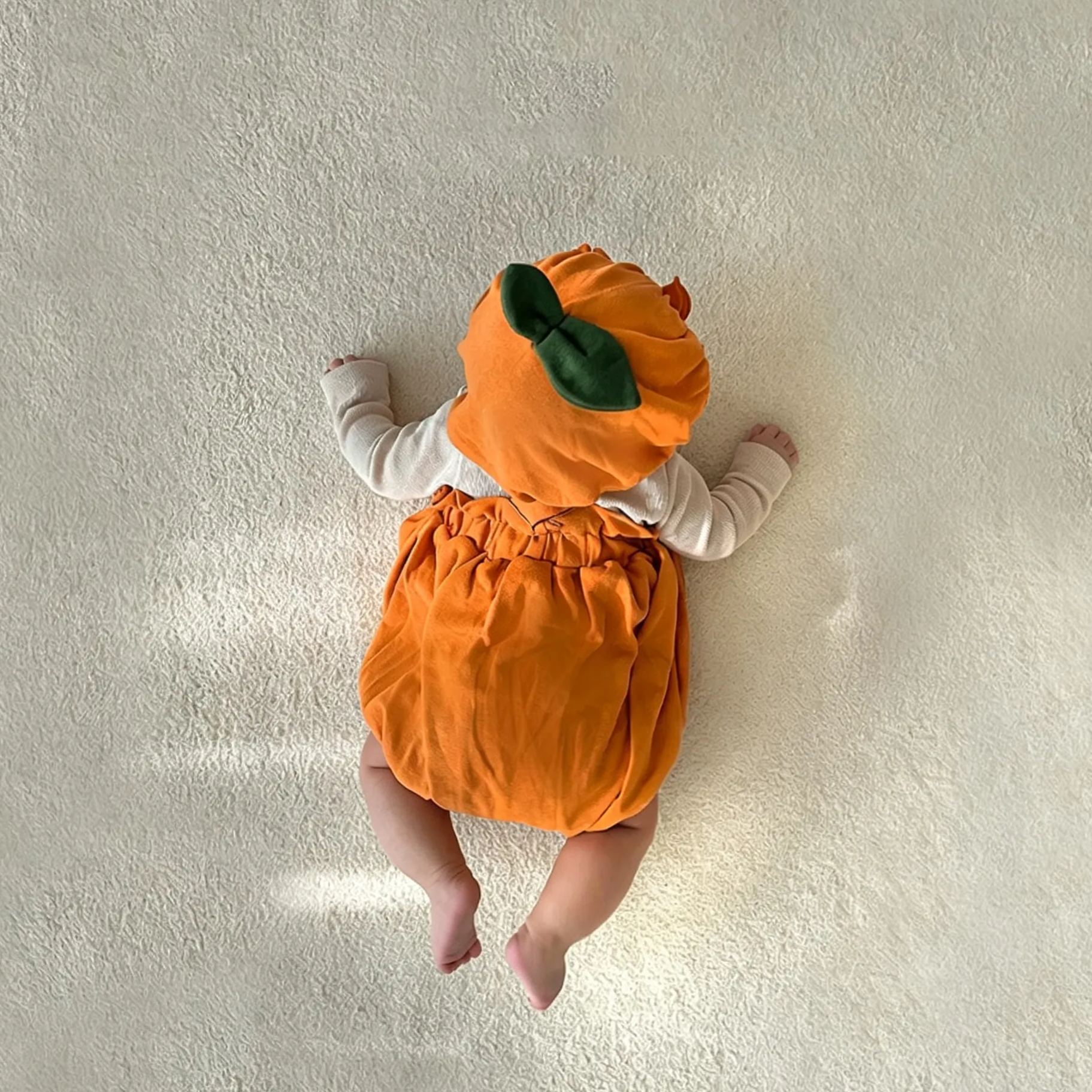 Bbay Halloween Pumpkin Onesie and Hat