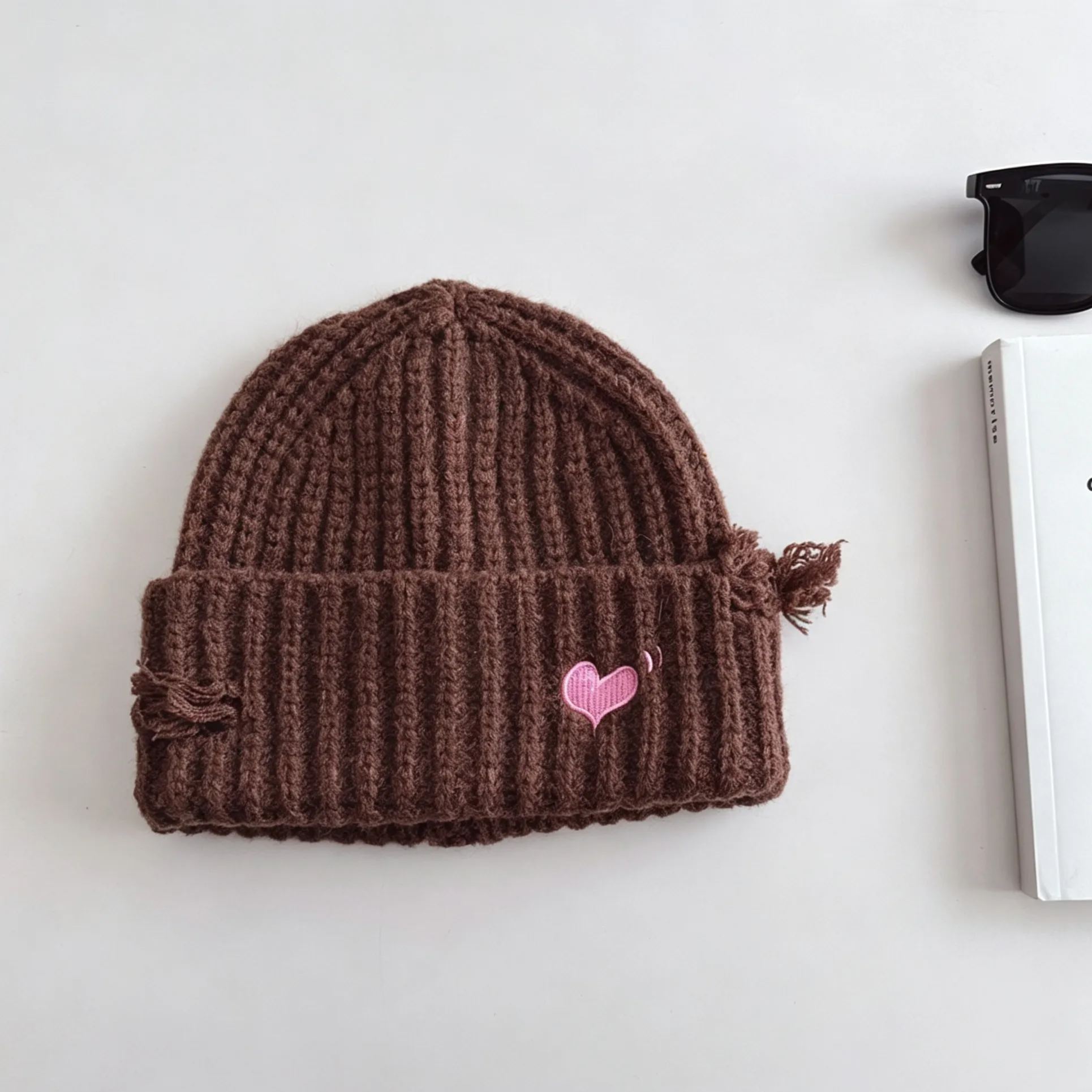 Kids Embroidered Heart Solid Color Knit Hat