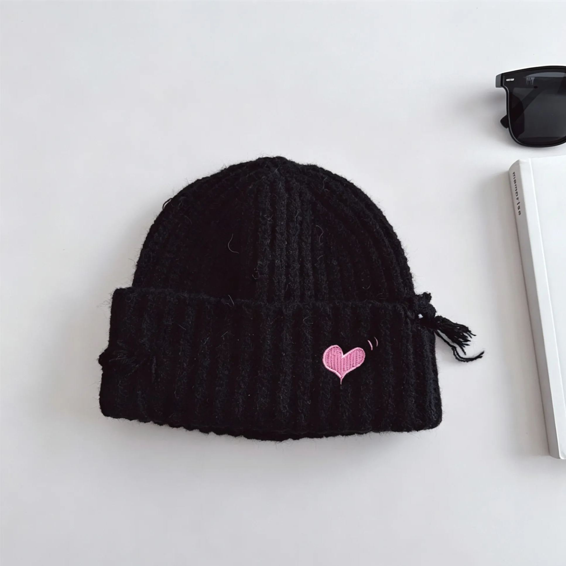 Kids Embroidered Heart Solid Color Knit Hat