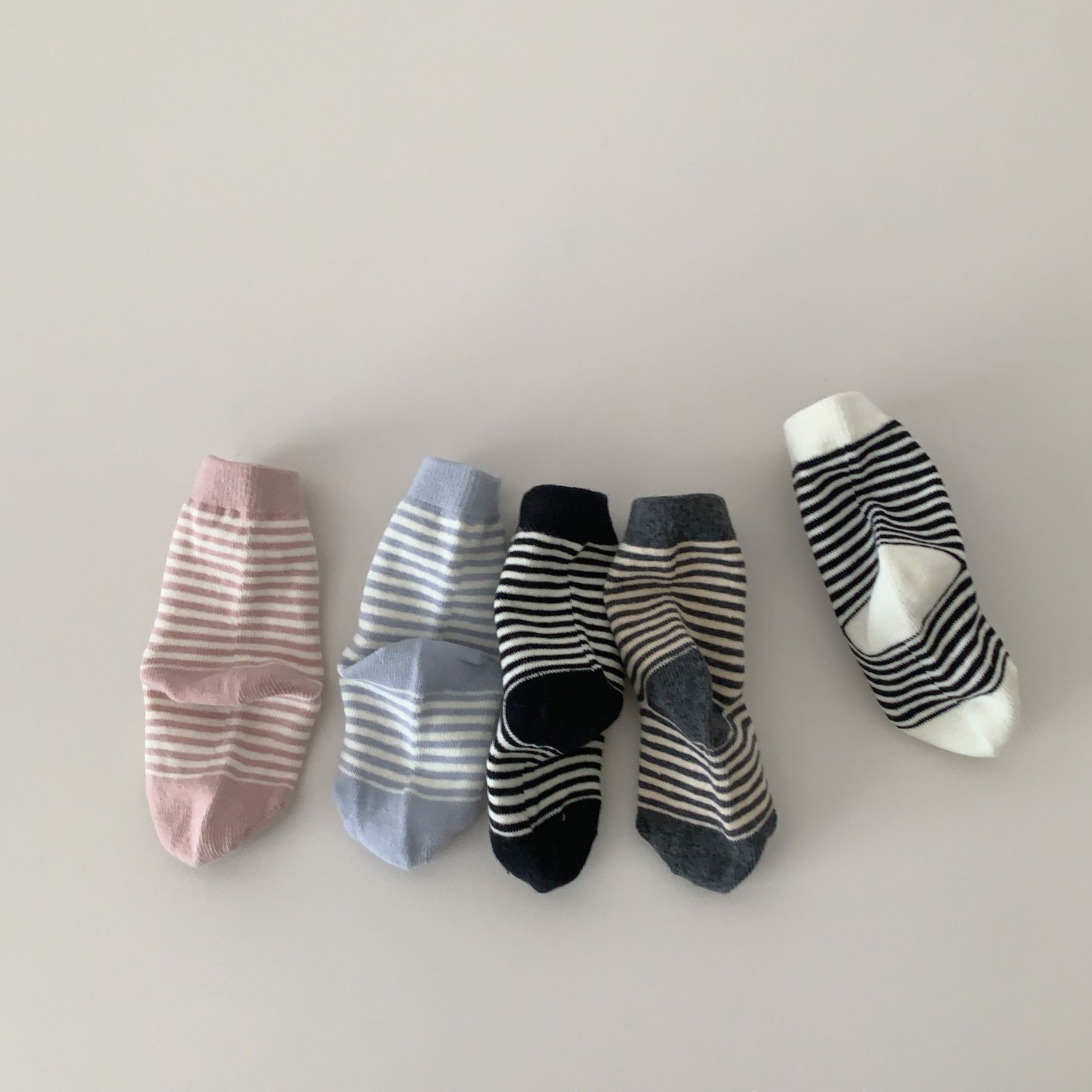 [Copy]Baby& Kid Solid Color Stripes Mid-Calf Socks