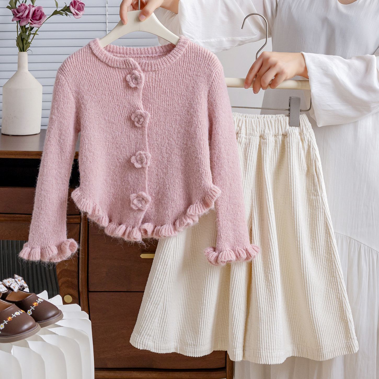 Kids Flowers Ruffled Sweater and Pants Set