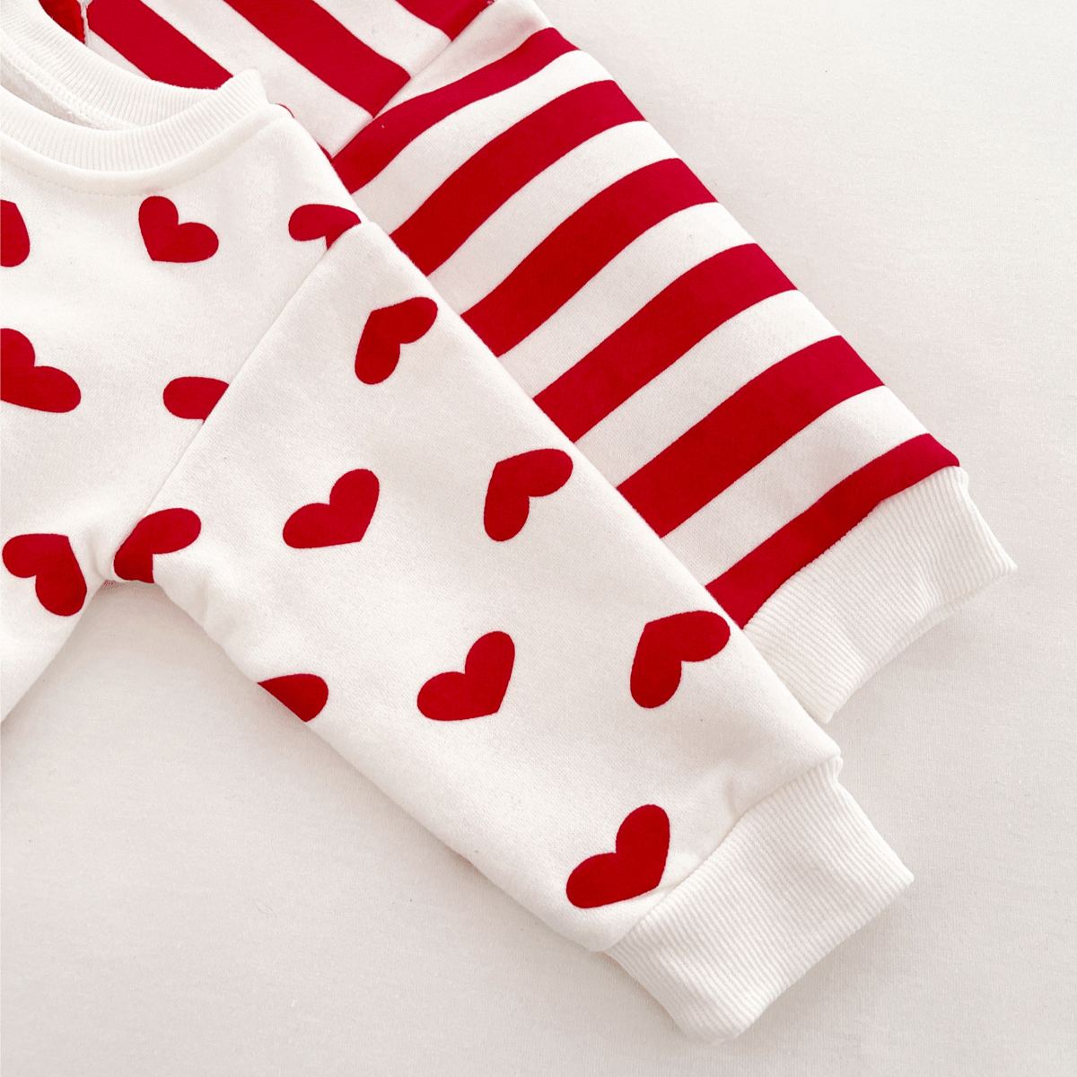 Baby Heart Stripe Santa Claus Onesie and Leggings Hat 3-Piece Set