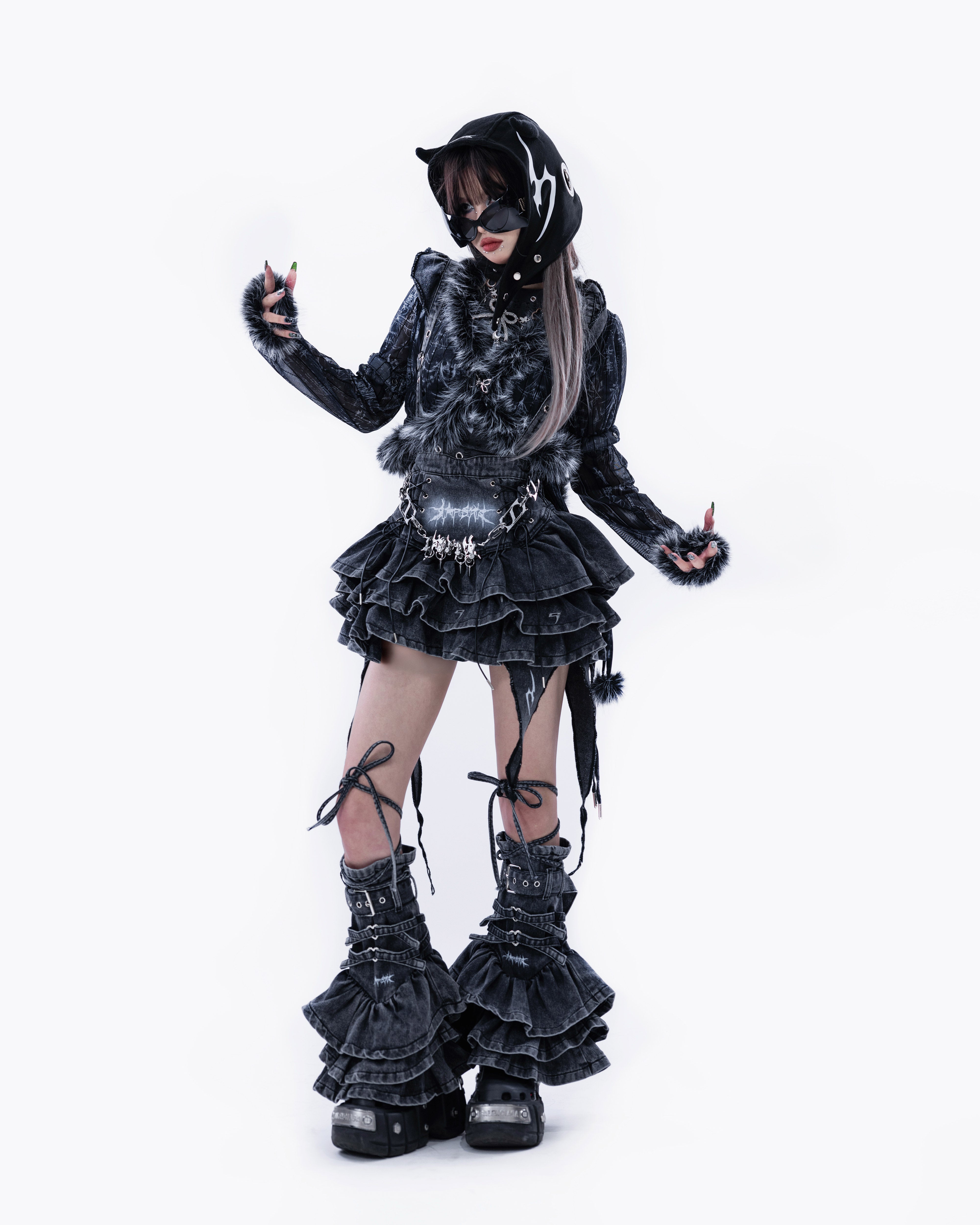 <IT's N0T BLACK & WHITE> - BLACK CYGNUS ATRATUS