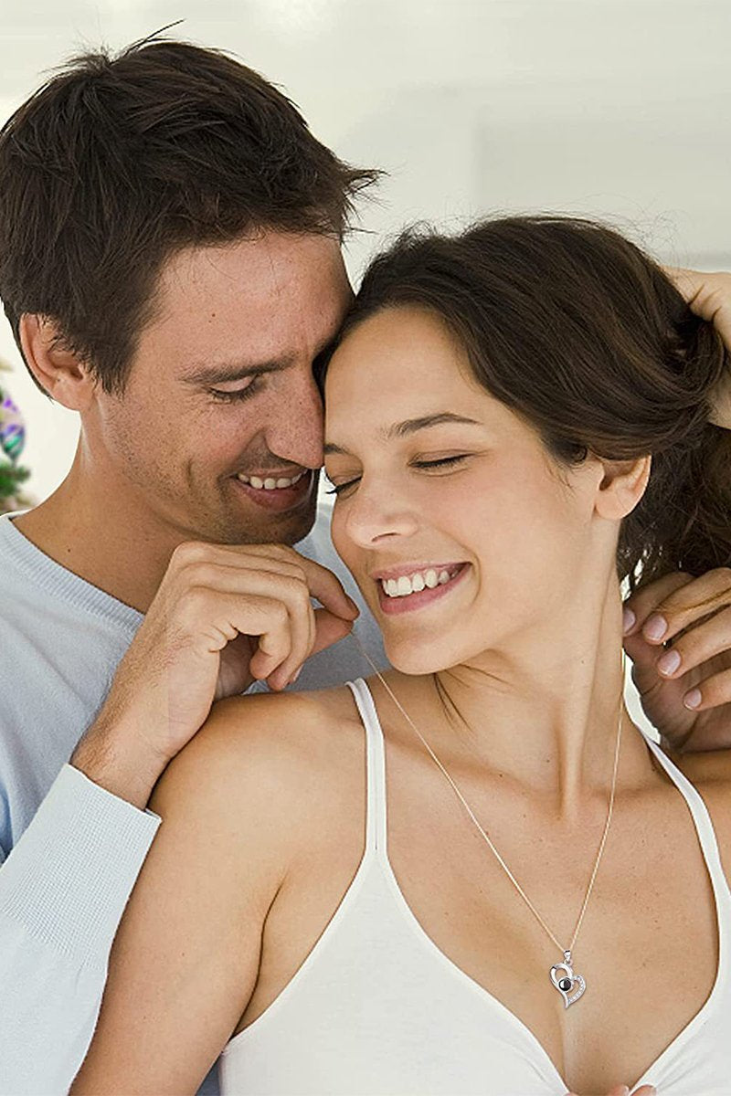 Women's Heart-shaped Projection Copper Inlaid Zirconium Clavicle Chain