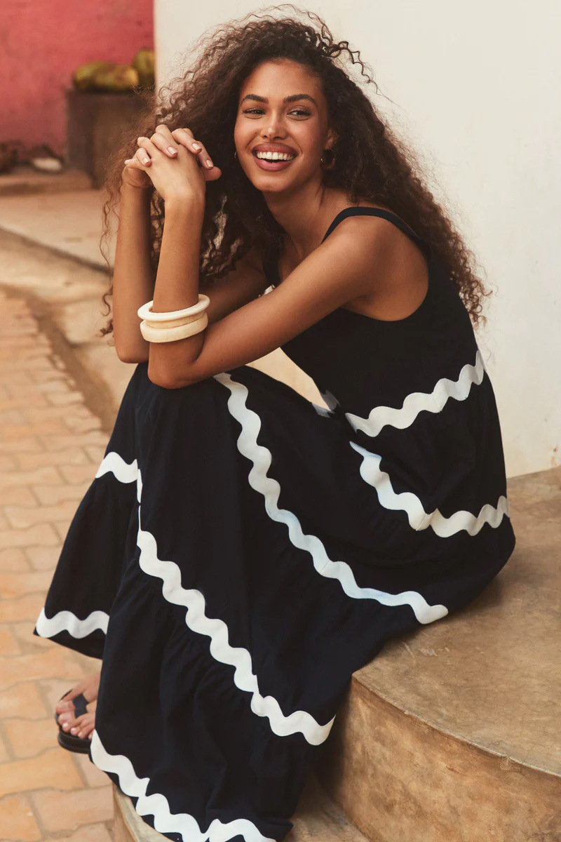 2024 Women's Simple U-neckline Corrugated Tube Top Solid Color A-Line Suspender Skirt