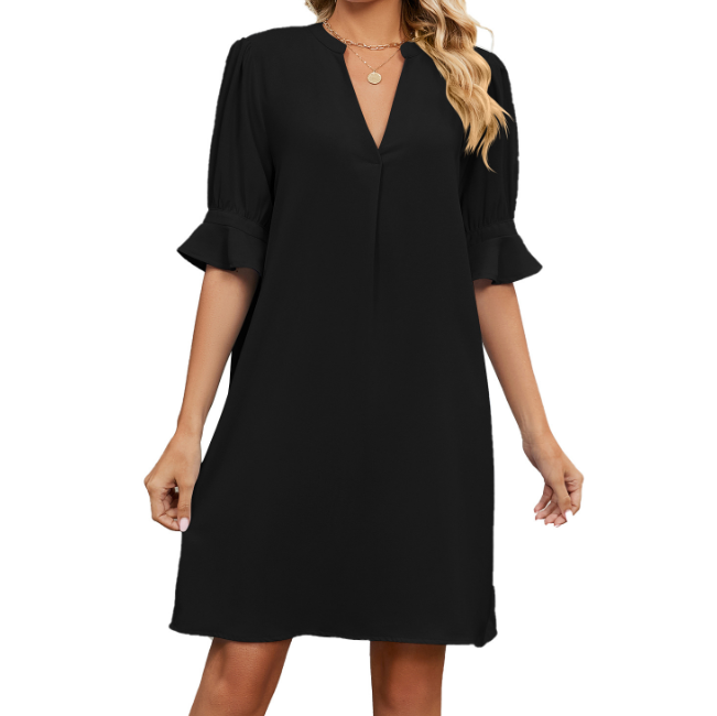 A V-Neck Loose Five-Quarter Sleeve Dress