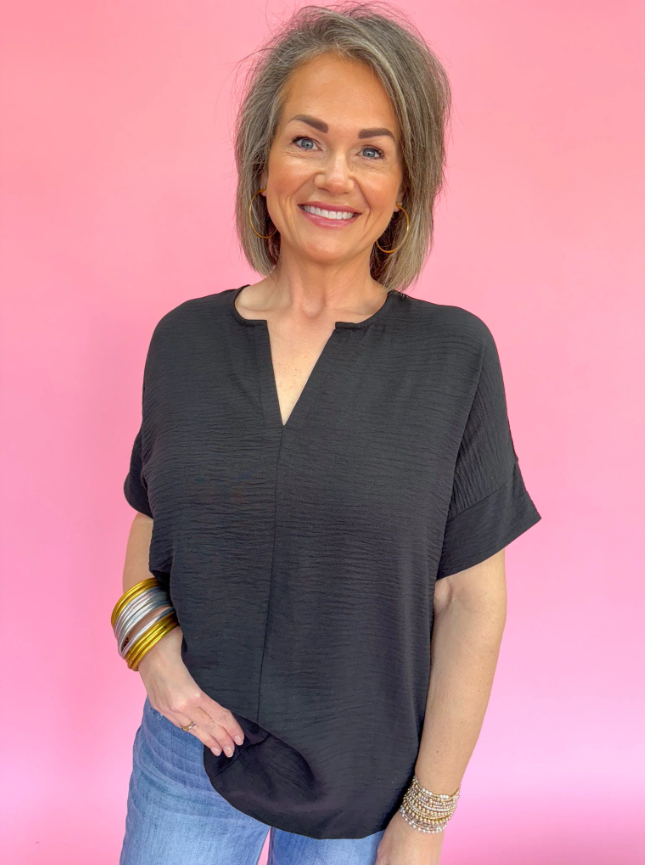 Simple And Loose V-Neck Short-Sleeved Shirt