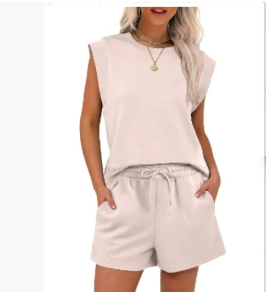 Round Neck Cover, Cuff Pocket And Shorts Set