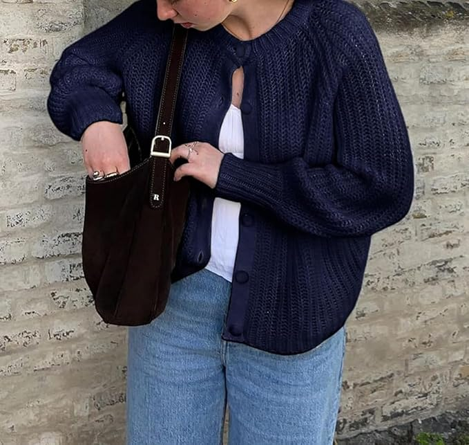 🔥2026 New🔥Stylish round neck knitted cardigan