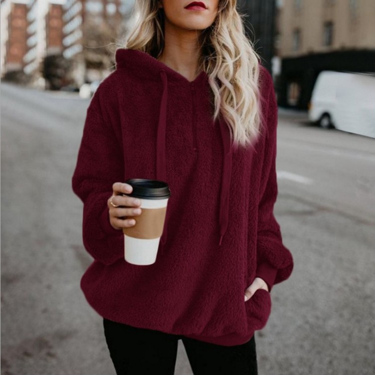 Long-sleeved hooded solid color fleece shirt
