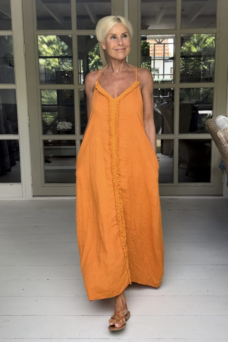 Woman‘s Linen Dress