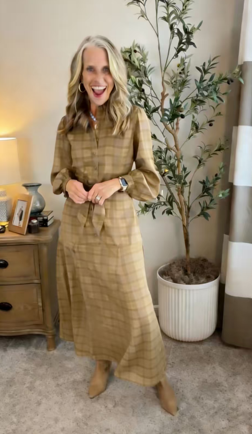 🎁Christmas sale☃️2025 Christmas Hepburn-inspired elegant plaid dress