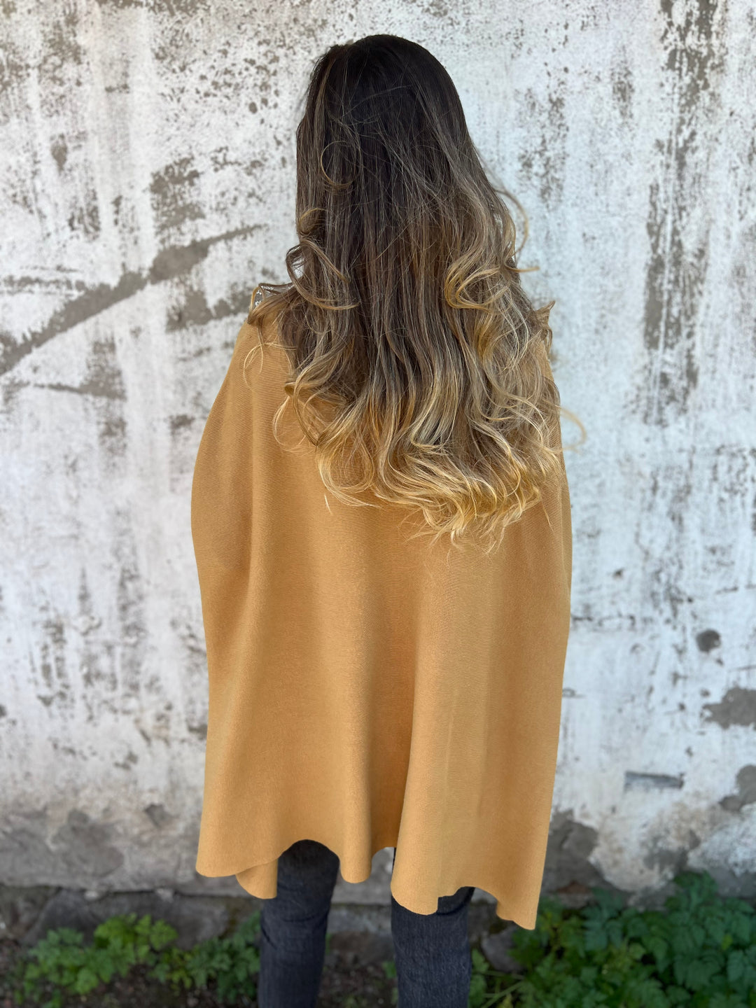 2024 Women's Cape Vest