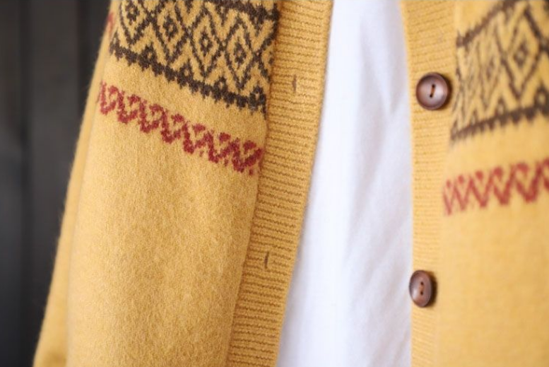 Corespun raglan sleeve knitted cardigan