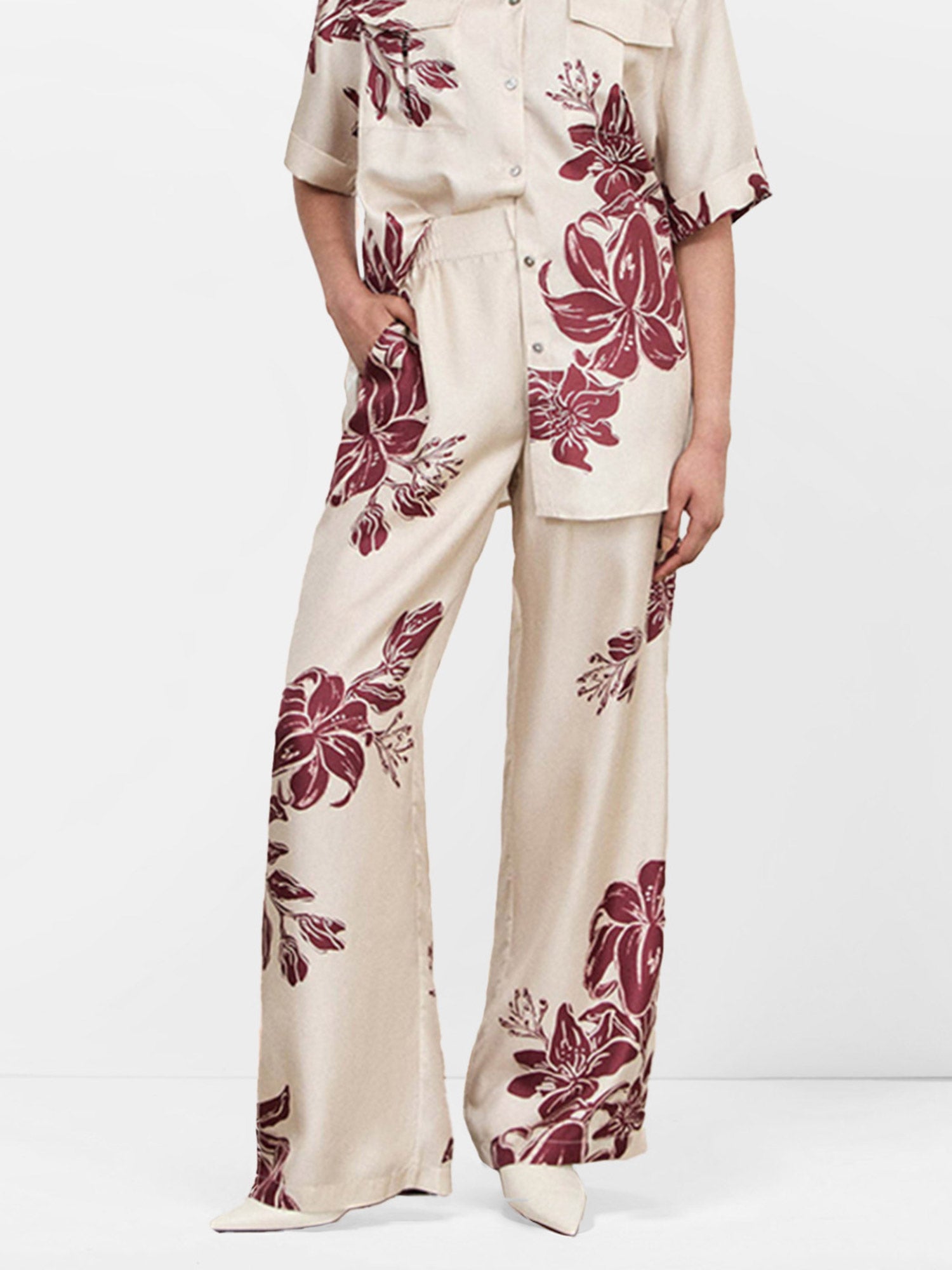 Floral Elegance Wide-Leg Pants
