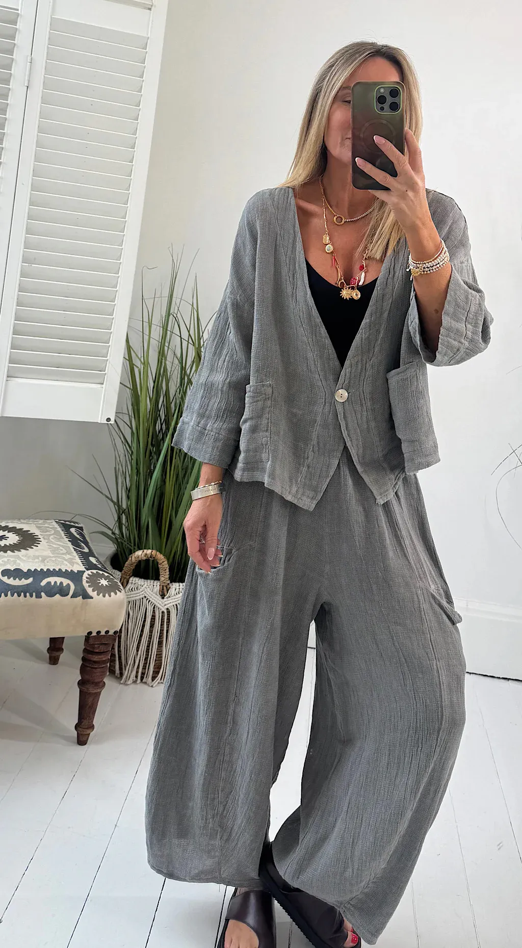 Women's Casual Breathable Large Button Linen Suit