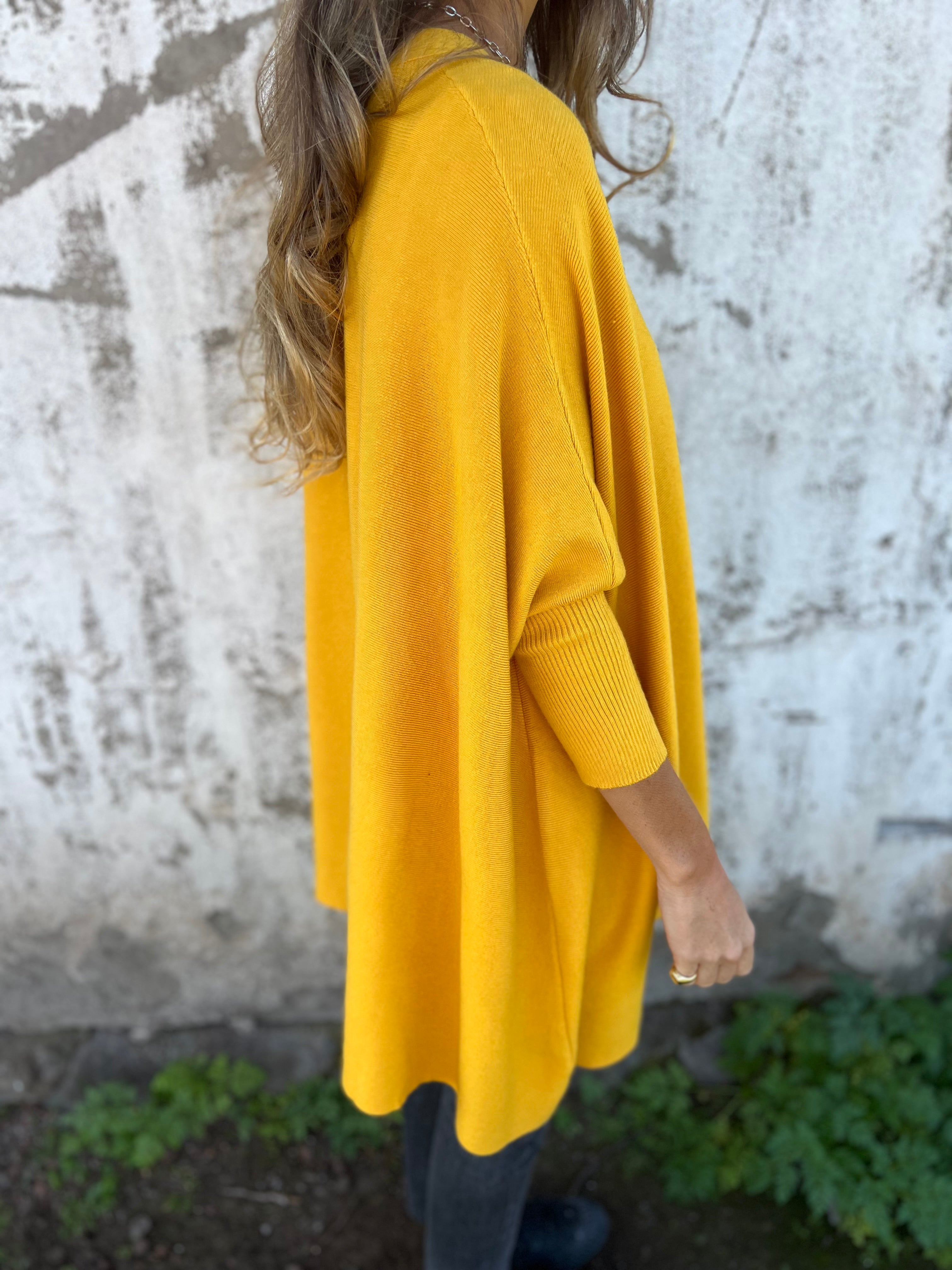 2024 Women's Cape Vest