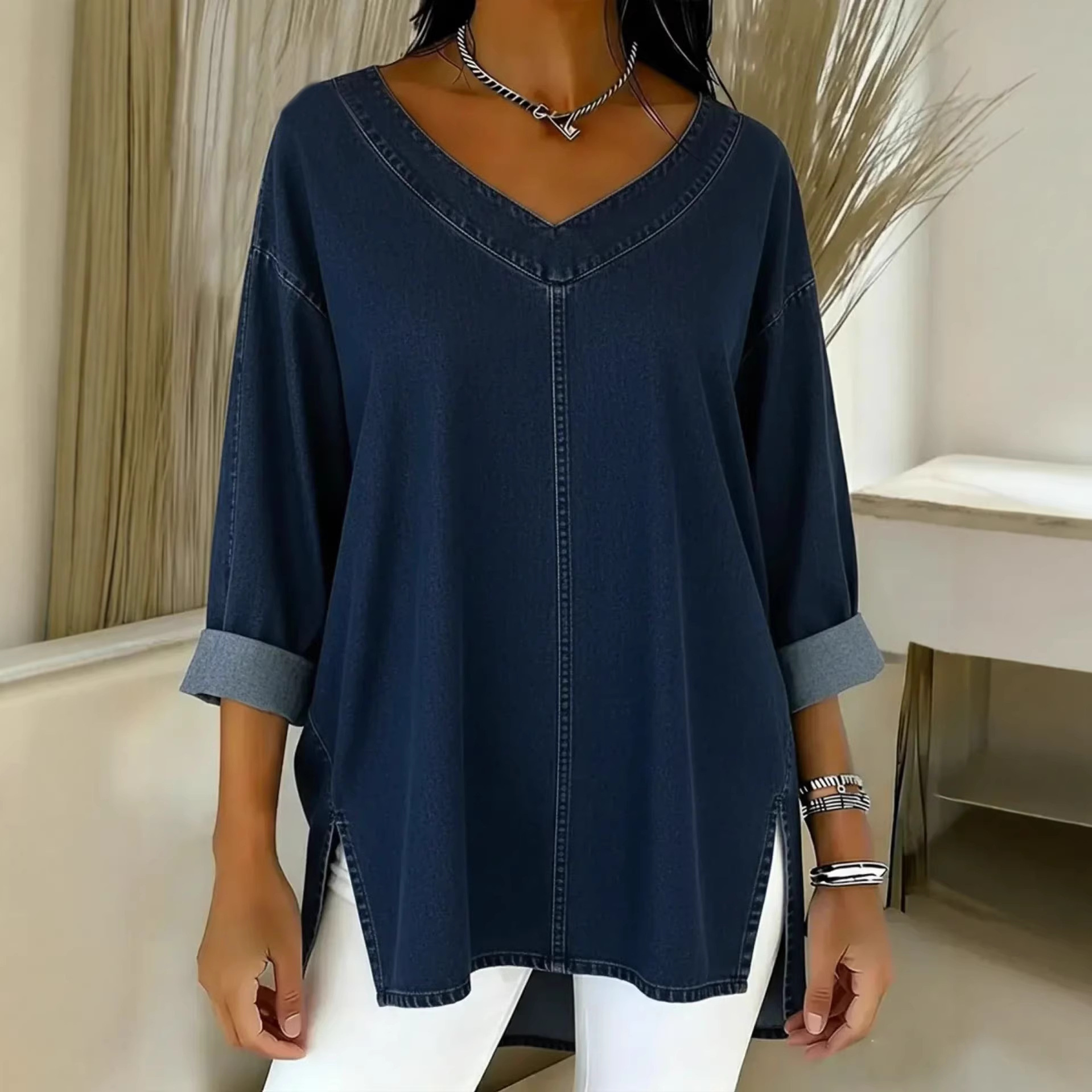 2026 Stylish and classic V-neck denim shirt