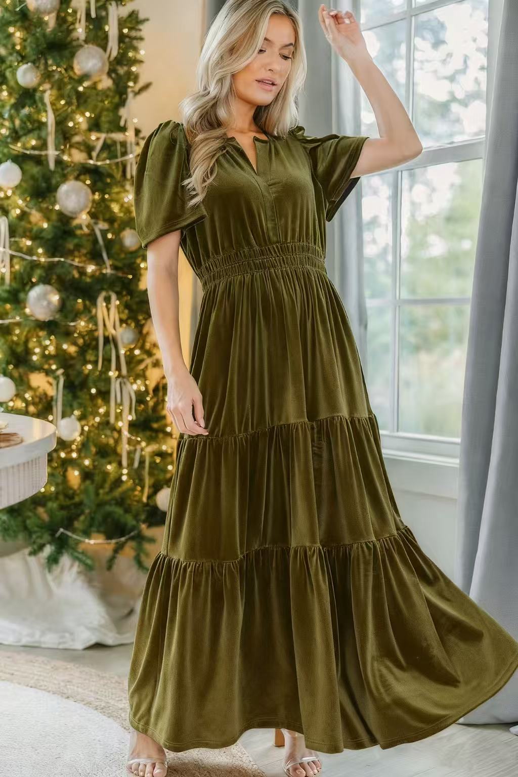 🎄Christmas Sale🔥High-quality velvet short-sleeved Christmas dress