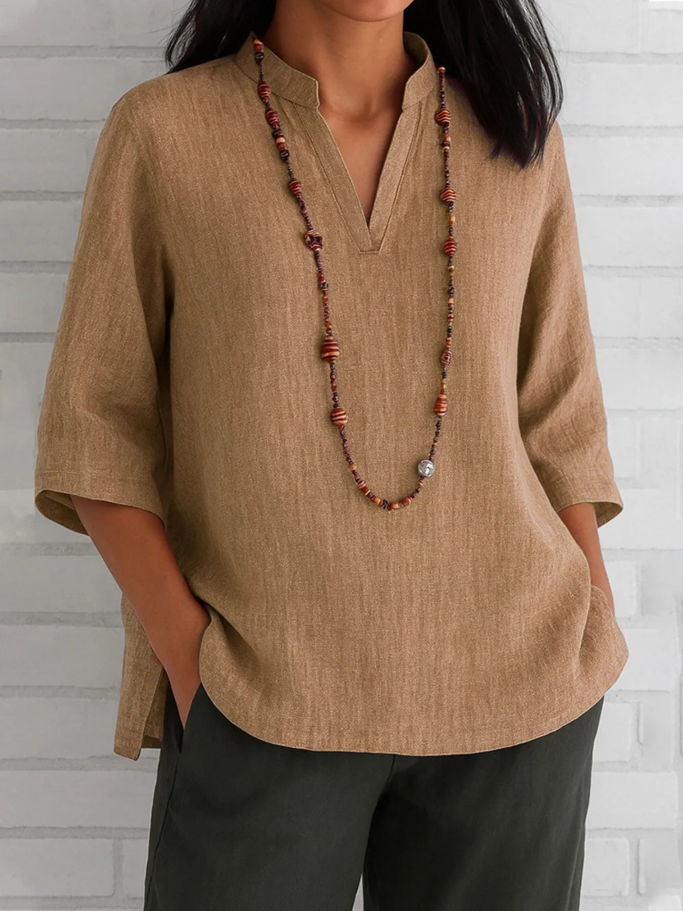 Three-quarter sleeve slit shirt