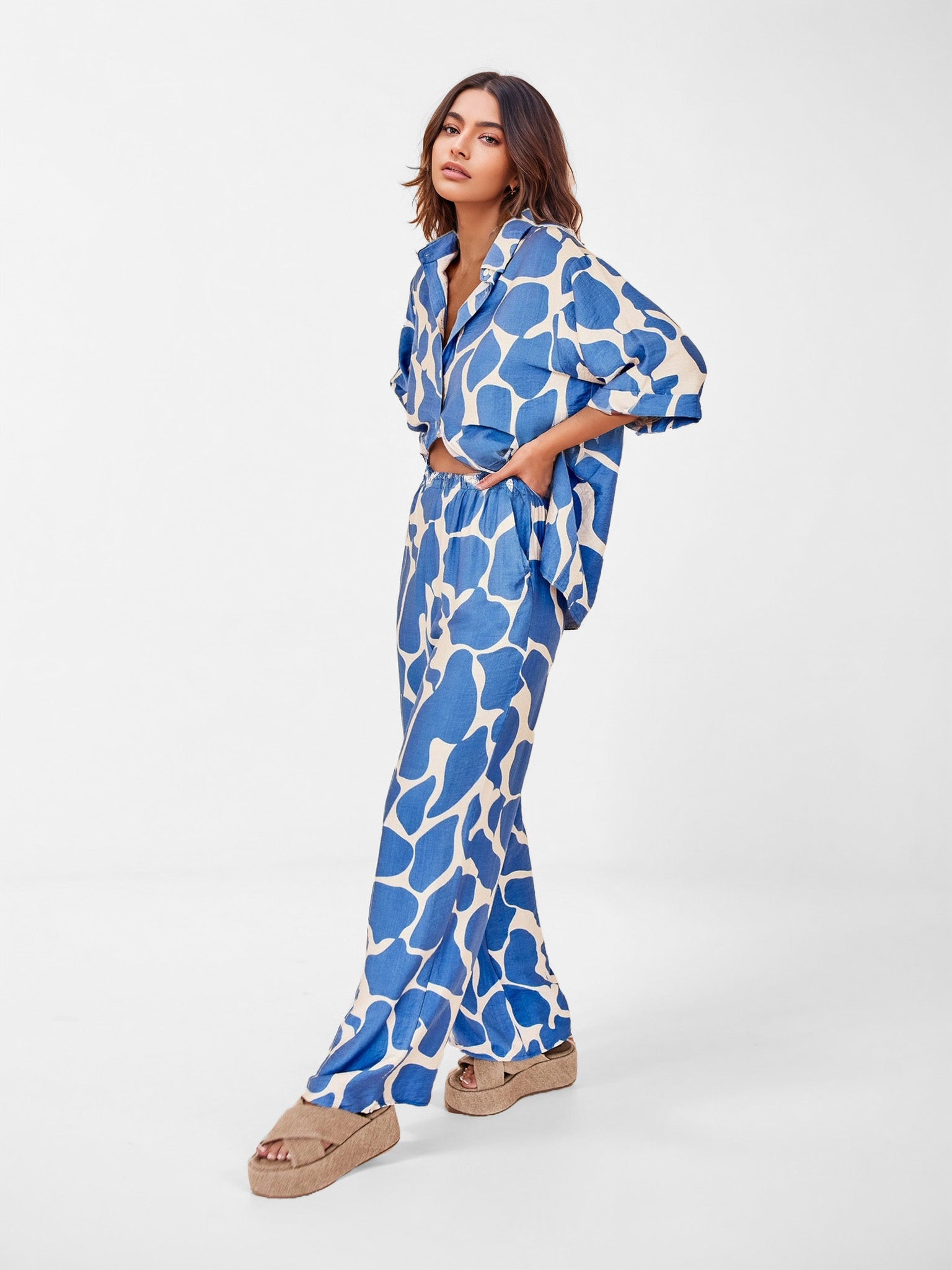 Ocean Wave Print Wide-Leg Pants