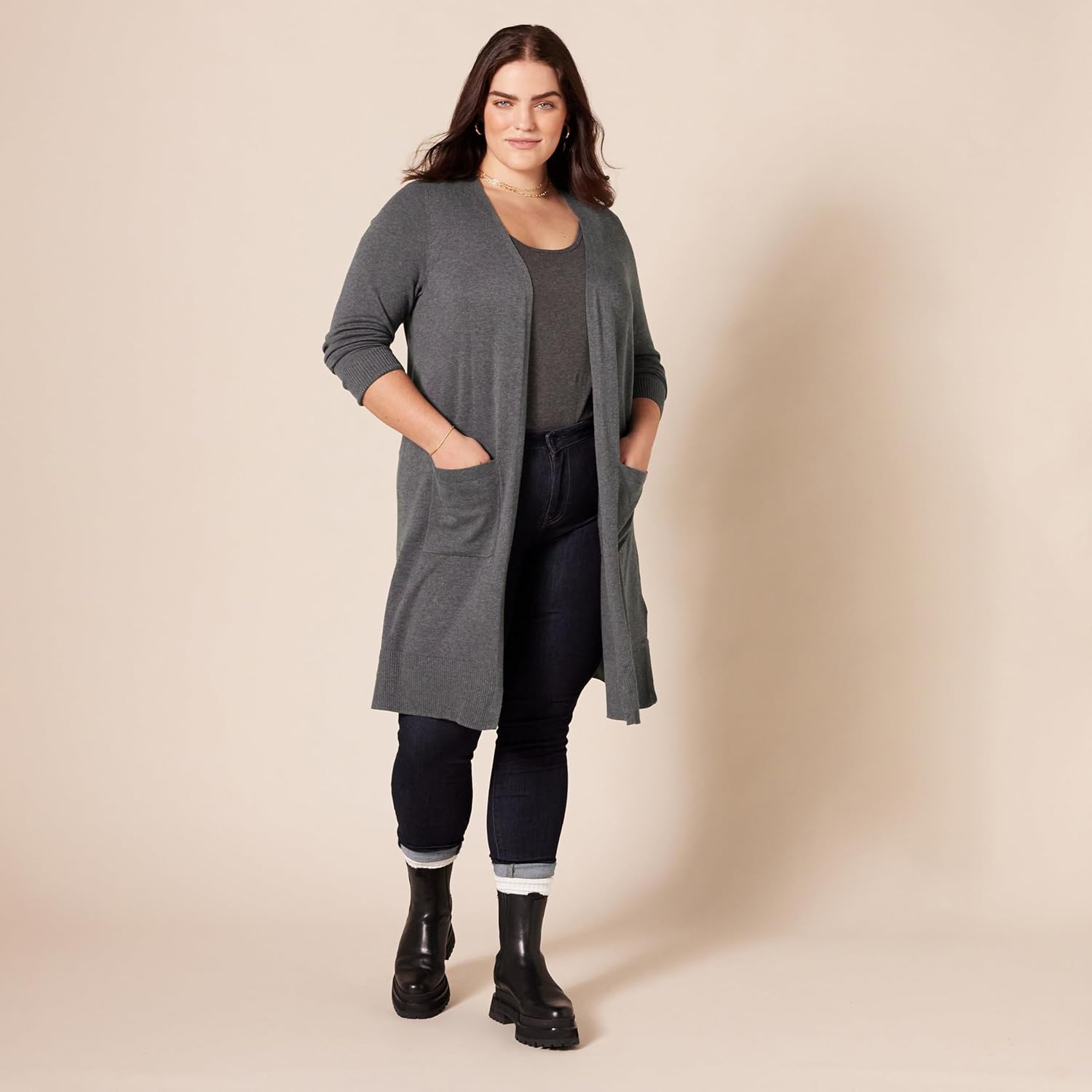 Women's lightweight long-sleeved cardigan
