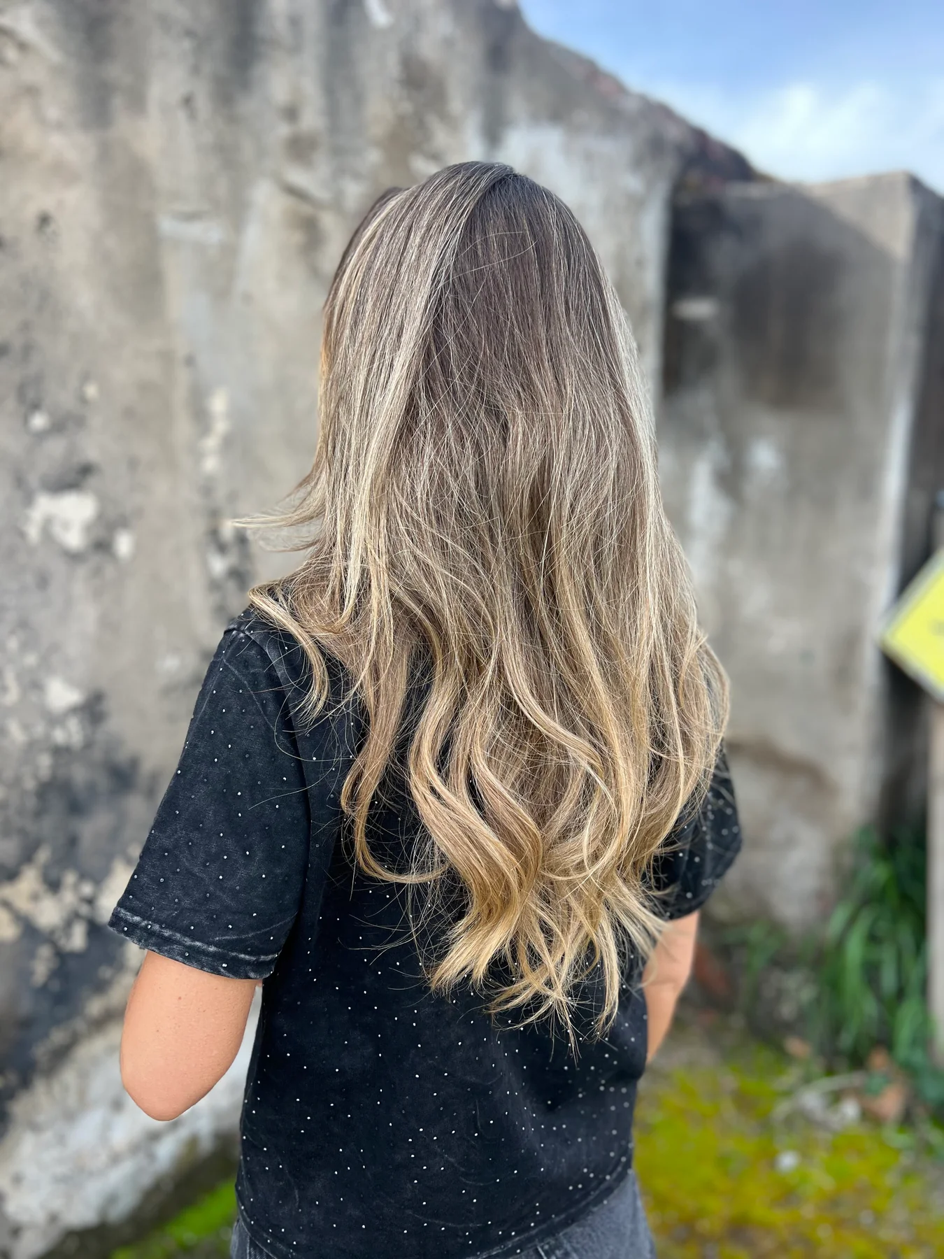 Casual faded rivet T-shirt