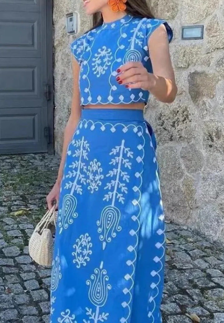 ELEGANT WOMEN'S SUMMER OUTFIT – TOP AND LONG EMBROIDERED SKIRT SET