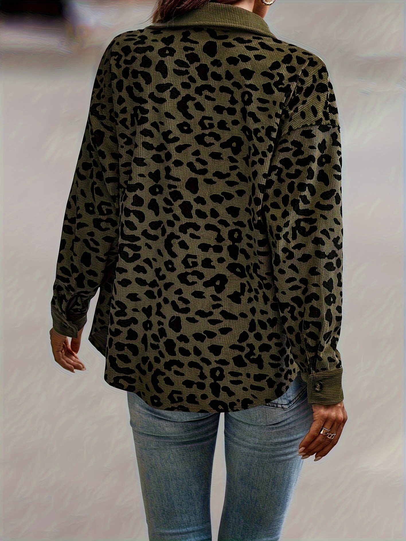 Plus Size Casual Jacket, Women's Plus Plain Leopard Print Flap Detail Long Sleeve Lapel Collar Button Decor Jacket