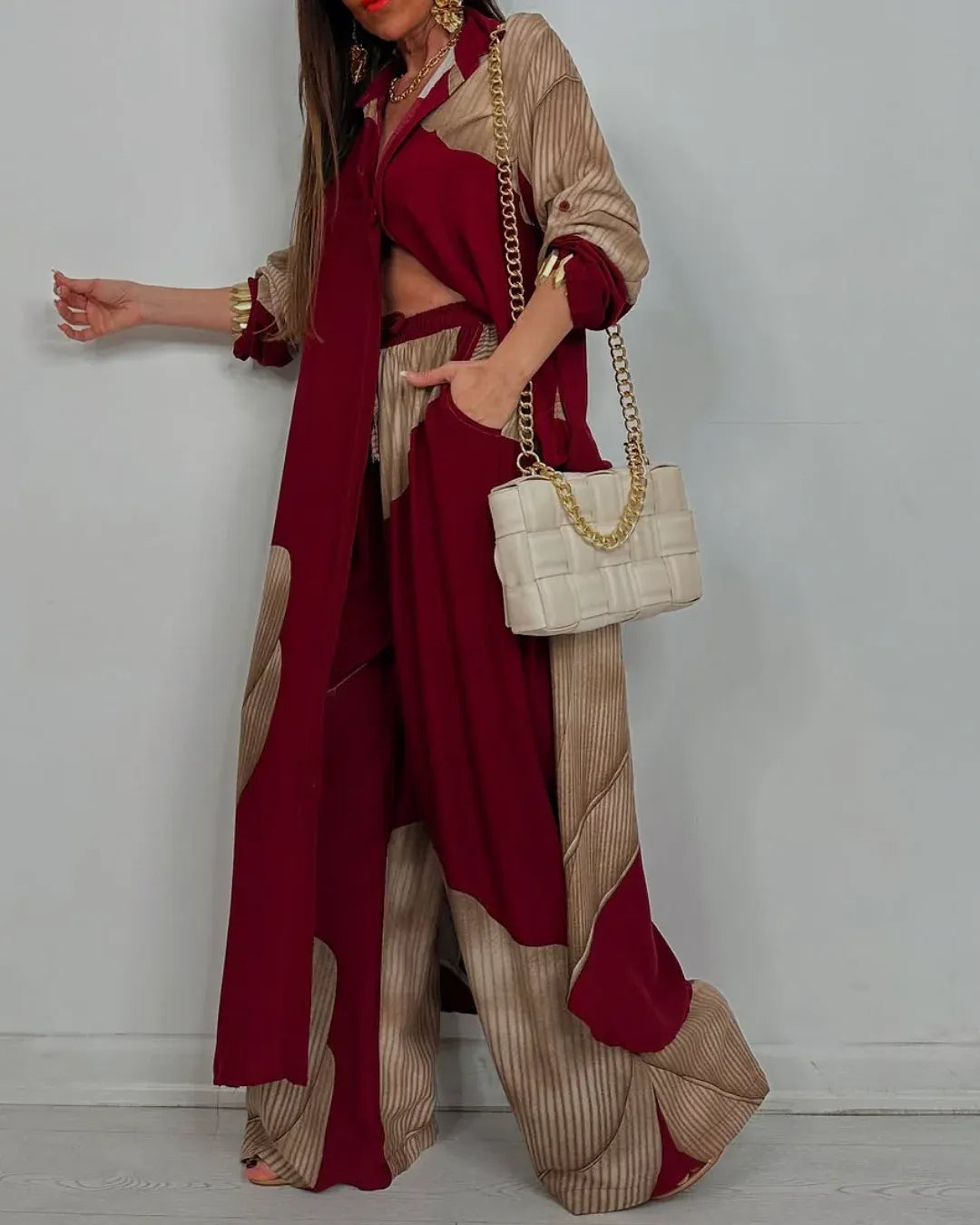 ✨Spring Sale - Women's V-Neck Printed Top & Pants Casual Set