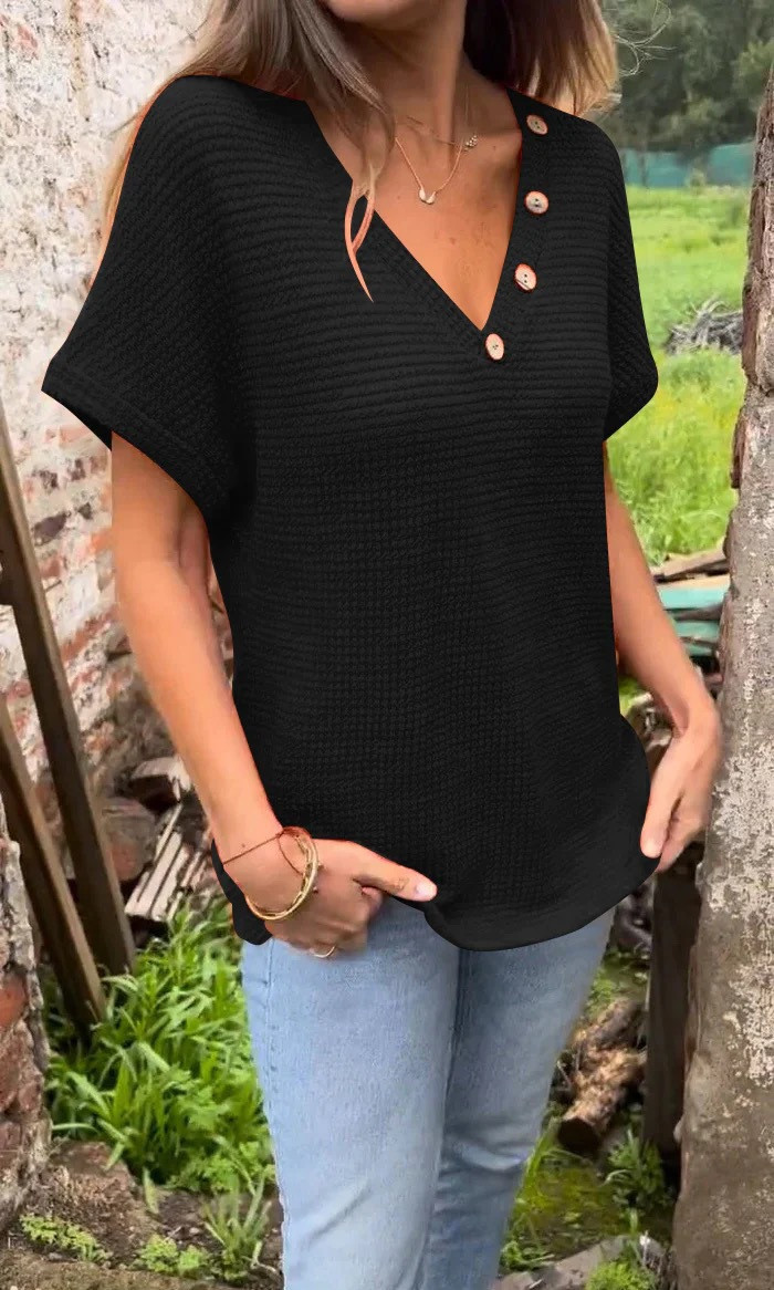 Fashionable sleeved V-neck women's top