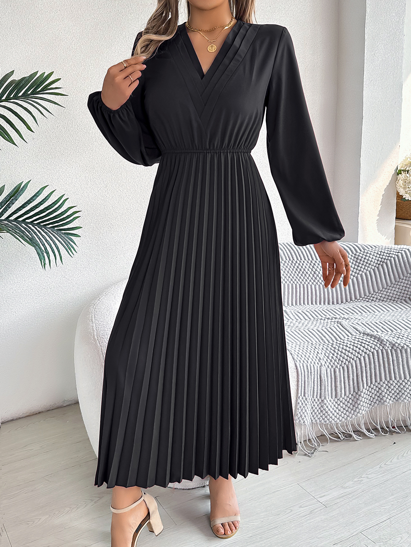 🎄Christmas Clearance Elegant triple V-neck long sleeve pleated long sleeve