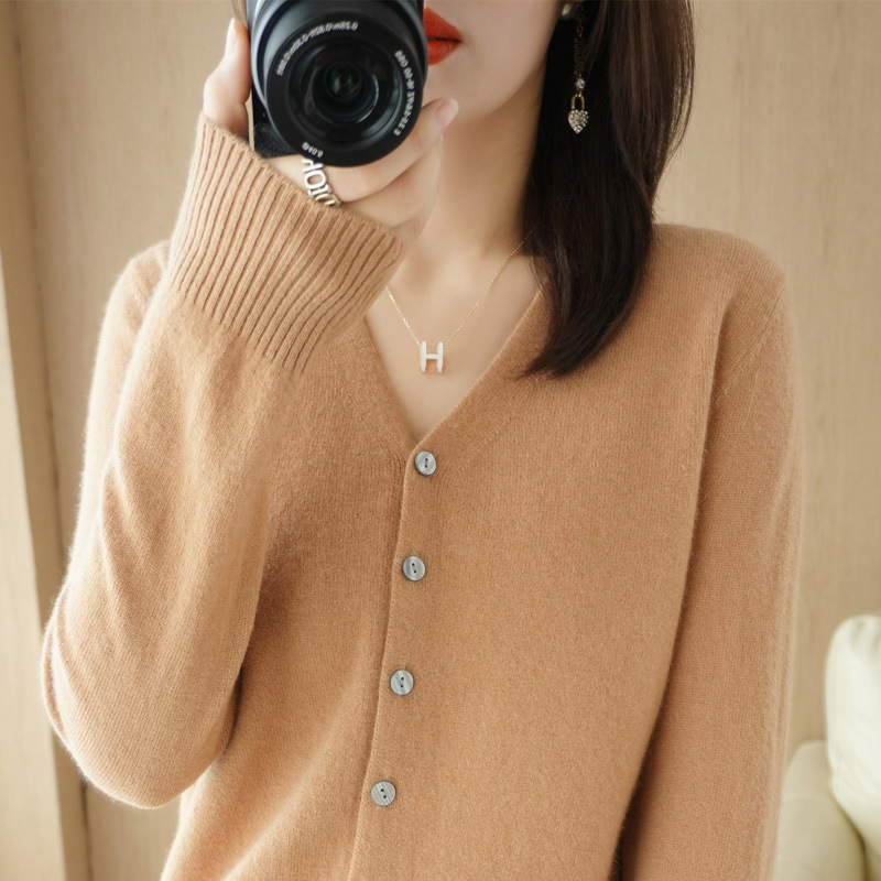 Women's Solid Color Long Sleeve Knitted  V-Neck Korean Style Cashmere Cardigan Jacket