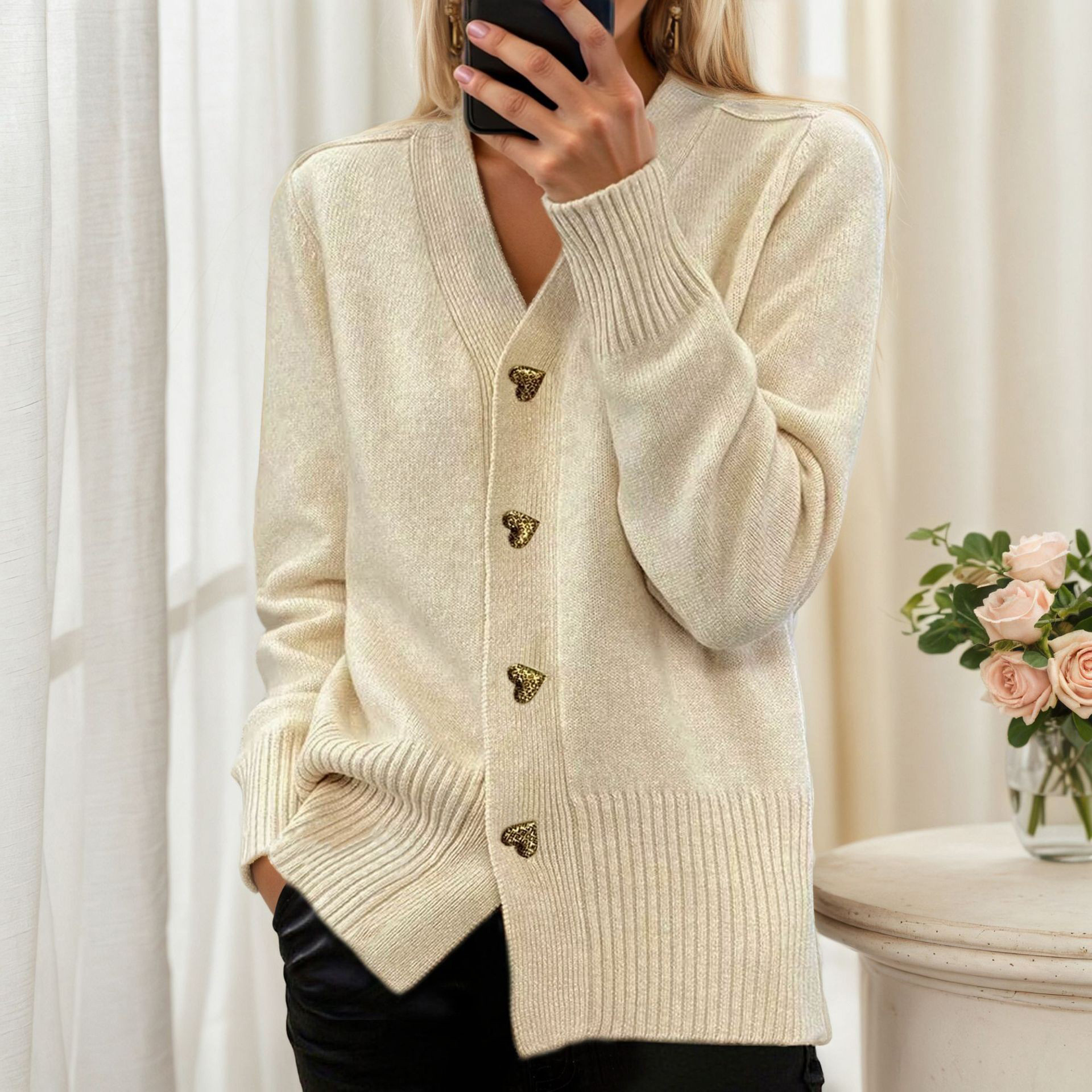 Women's Vintage Solid-Color V-Neck Cardigan With Heart-Shaped Buttoned Sweater Coat
