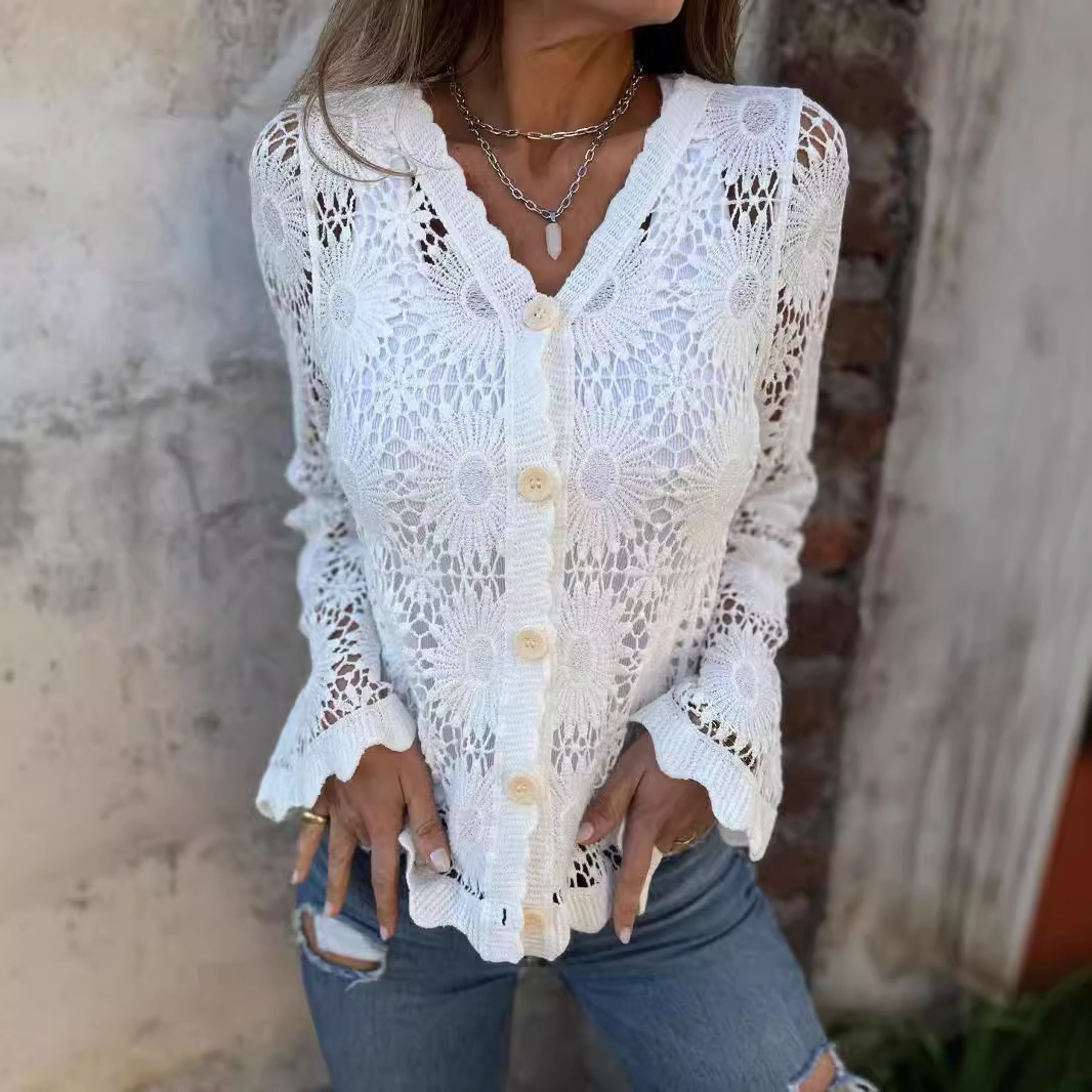 🔥2025 New Lace V-neck Long-sleeved Top