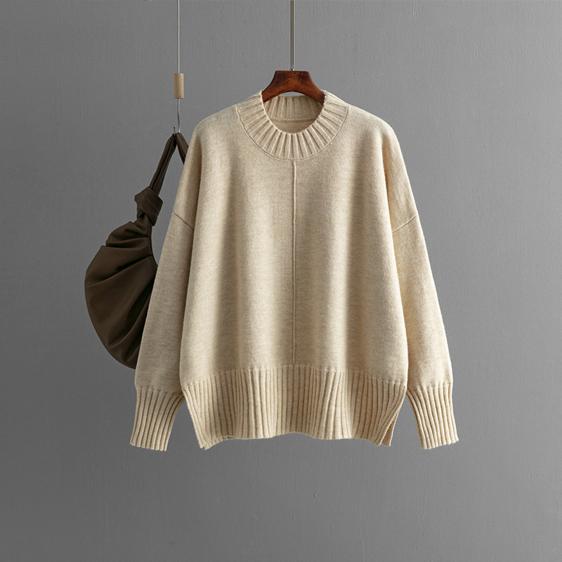 Crew-neck knit loose base shirt