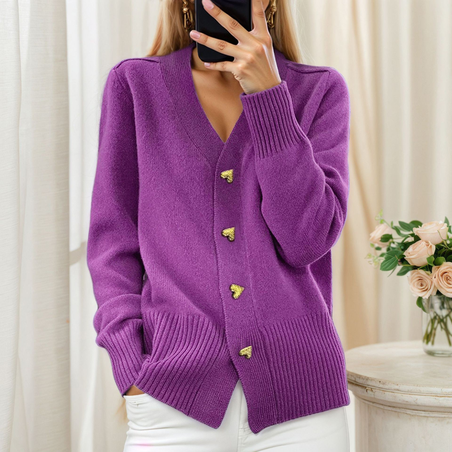 Women's Vintage Solid-Color V-Neck Cardigan With Heart-Shaped Buttoned Sweater Coat