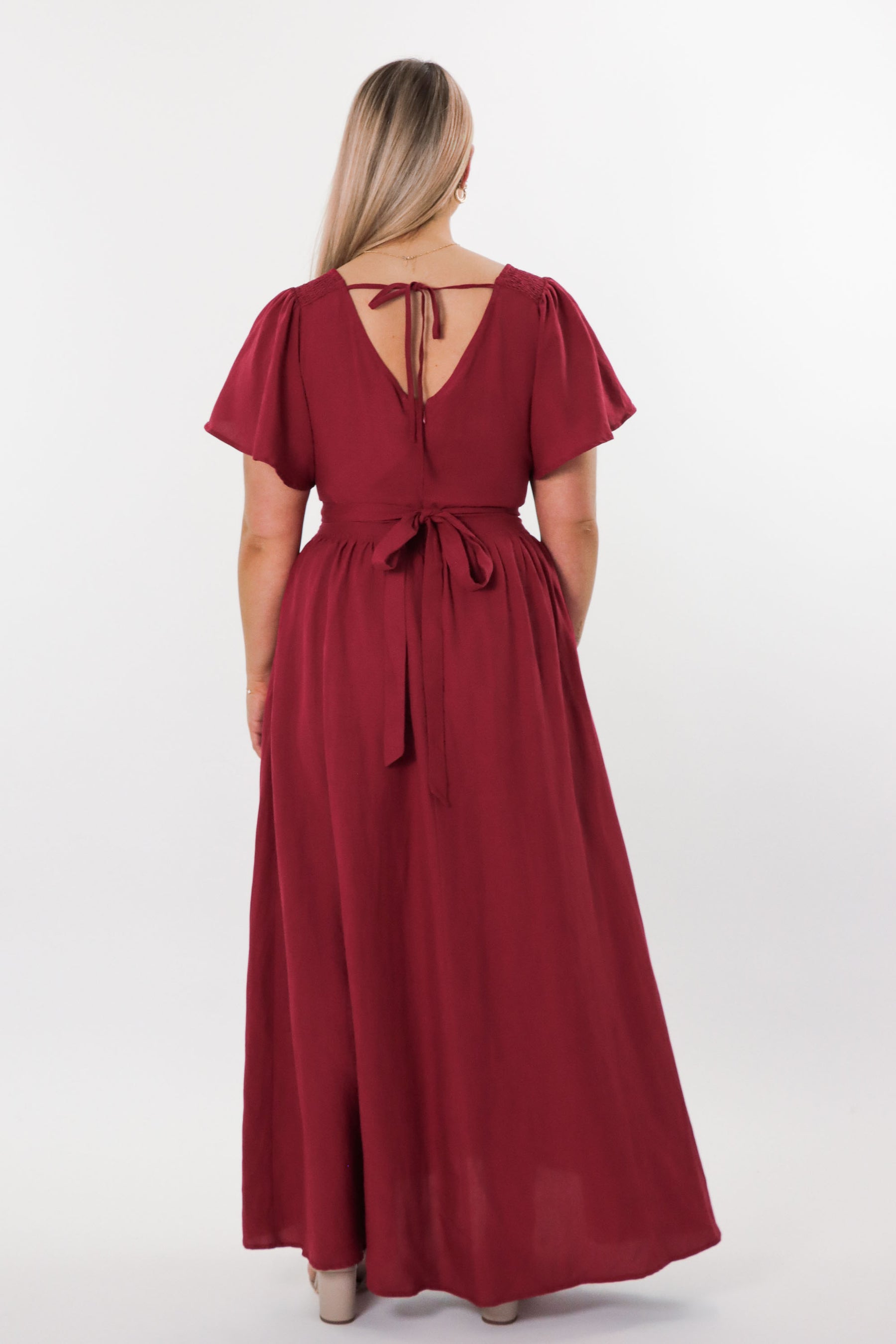 Long dress with flowing sleeves
