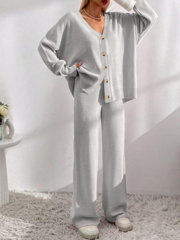 2025🎄 Solid Color Button-Down Drop Shoulder Cashmere Cardigan Set