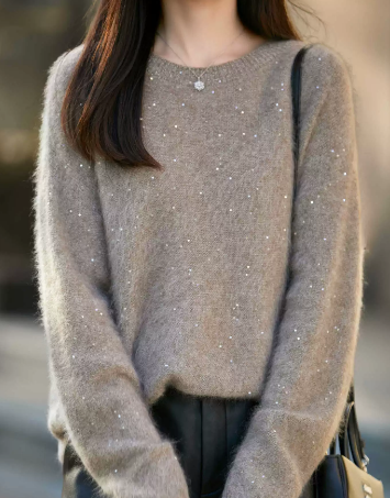 2025 🎁Christmas Solid Color Shimmering Relaxed Cashmere Warm Sweater