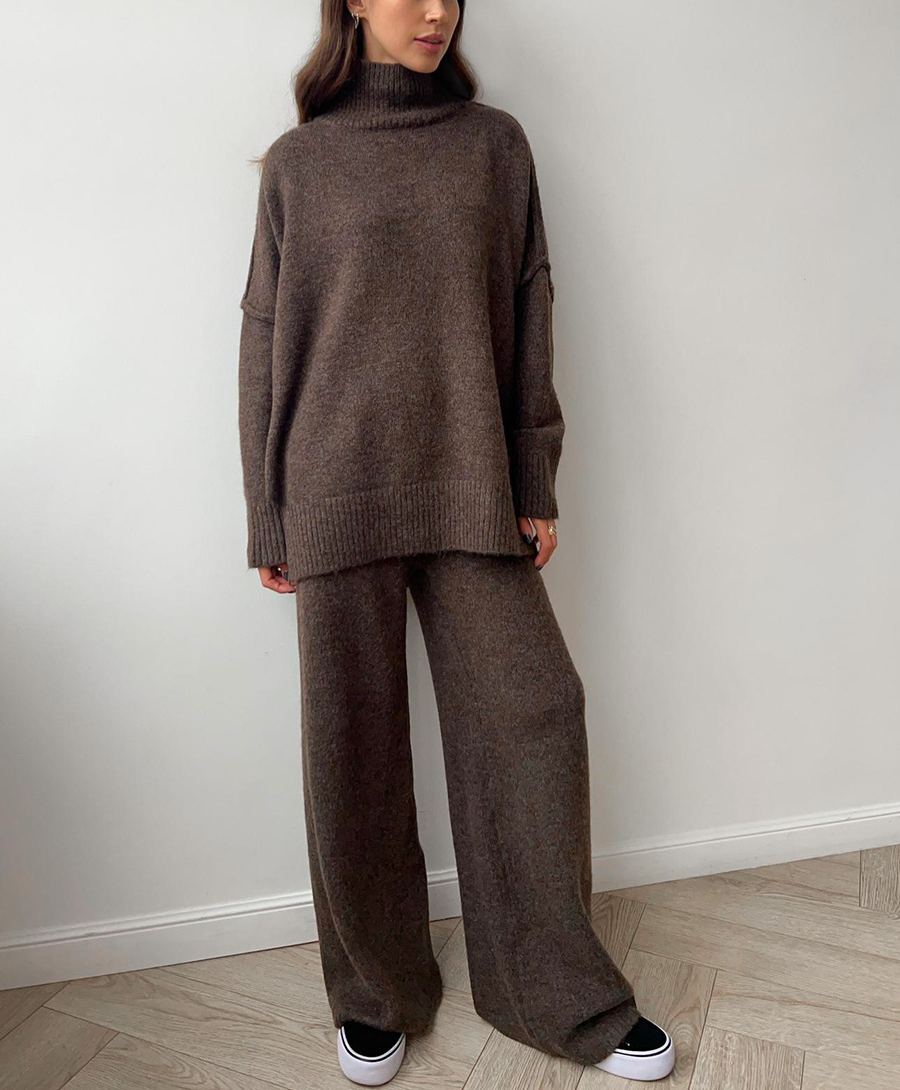 2025 Women‘s Plain Turtleneck Knit and Pants Set