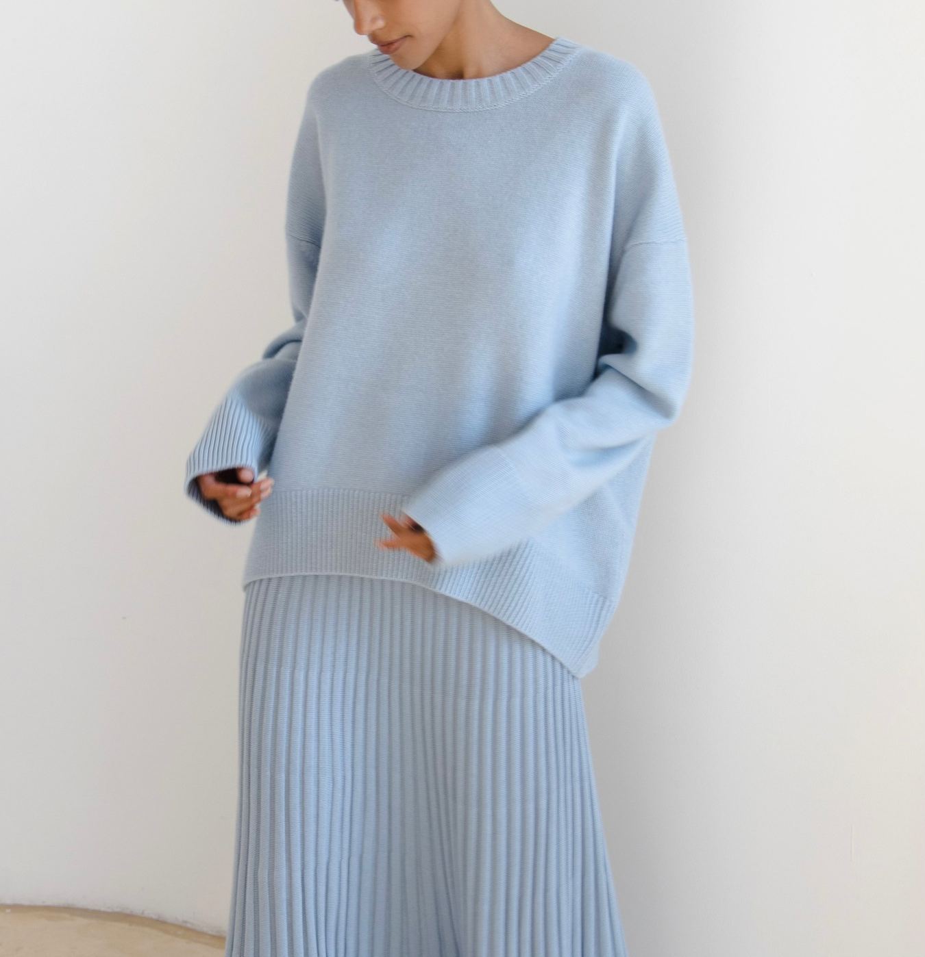 2025 new🔥 autumn and winter loose crew neck sweater