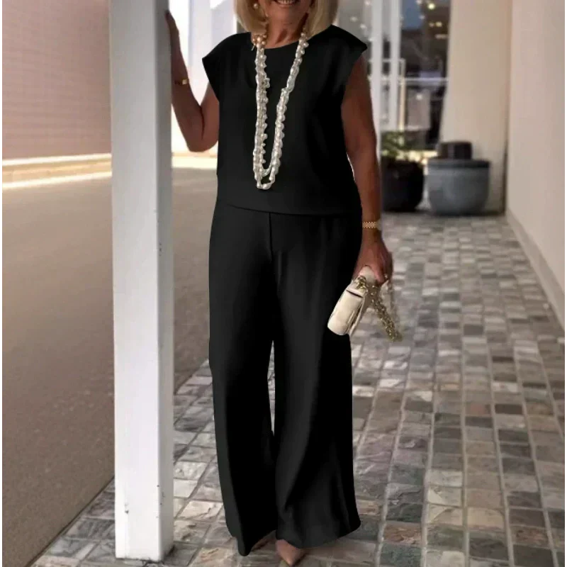 Women's Two-Piece Linen-Cotton Top And Pants