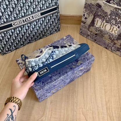 B23 Low-Top Sneaker Blue Oblique Canvas